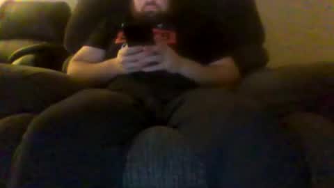 Snapshot of thethril1990 chatting on 12-15-25, 12:59 Thethrill online show from 12-15-25, 12:59