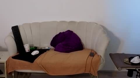 Snapshot of thetopalex chatting on 11-12-25, 07:20 TheTopAlex online show from 11-12-25, 07:20