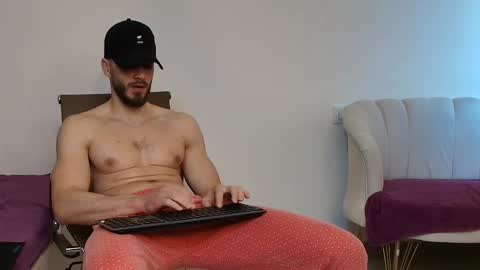 Snapshot of thetopalex chatting on 03-09-26, 06:28 TheTopAlex online show from 03-09-26, 06:28