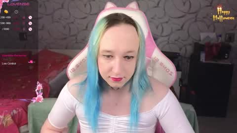 The Great And Powerful Trixie online show from 11-05-25, 11:43