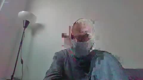 Scarf guy online show from 02-26-25, 04:45