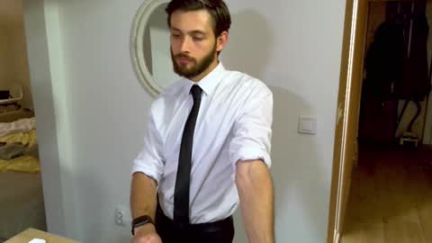 Snapshot of thewaiter2025 chatting on 10-27-25, 06:45 The Waiter online show from 10-27-25, 06:45