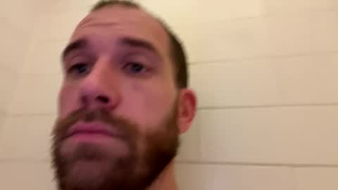 Snapshot of thewiggler32 chatting on 01-15-26, 10:02 thewiggler32 online show from 01-15-26, 10:02