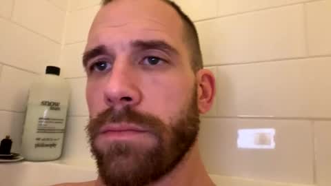 Snapshot of thewiggler32 chatting on 03-26-26, 10:15 thewiggler32 online show from 03-26-26, 10:15