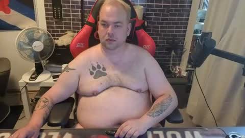 Snapshot of thewolfy31 chatting on 06-11-26, 02:59 PupWolfy online show from 06-11-26, 02:59