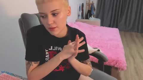 theysaidimcute online show from 01-17-26, 11:08