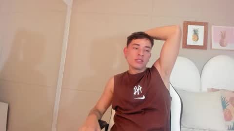 Thiago  online show from 03-14-26, 07:19