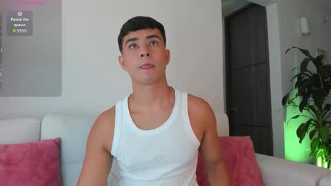 Thiago  online show from 03-19-26, 04:00