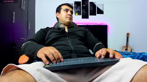 Thiago online show from 07-25-26, 04:10