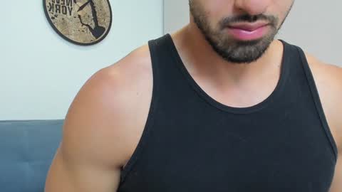 thiago_driussi online show from 01-04-25, 03:50