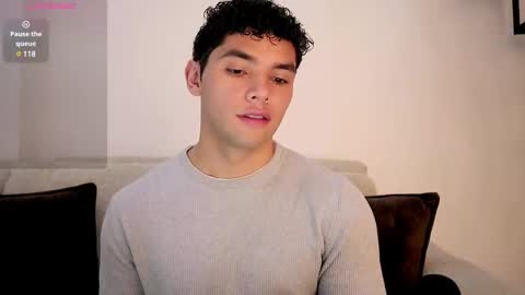 Just Thiago  online show from 02-28-25, 04:20