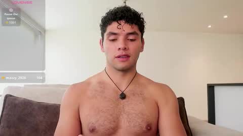 Just Thiago  online show from 11-30-25, 03:38