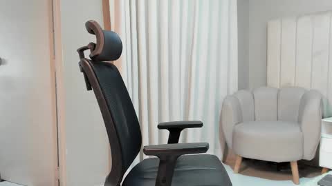 Snapshot of thiago_moretti chatting on 01-09-26, 01:58 THIAGO online show from 01-09-26, 01:58