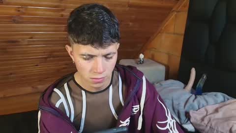 Snapshot of thiago_n_sam chatting on 10-27-25, 08:24 thiago_n_sam online show from 10-27-25, 08:24