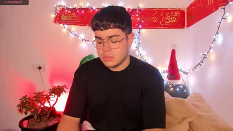 thiago_occonor online show from 12-03-25, 04:42