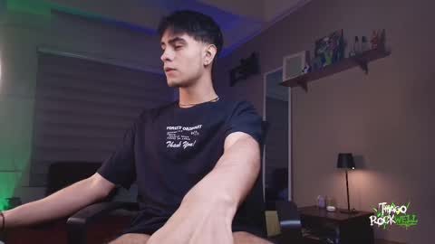 Snapshot of thiago_rockwell chatting on 02-23-25, 11:58 Thiago online show from 02-23-25, 11:58