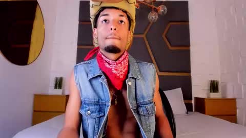 ThiagoFerreti online show from 11-18-25, 07:29