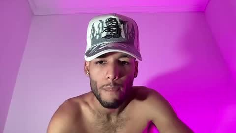 ThiagoFerreti online show from 06-05-26, 12:06