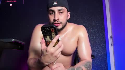 Snapshot of thiagomeneses0 chatting on 07-19-26, 04:16 THIAGO MENESES online show from 07-19-26, 04:16