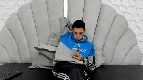 Thiago   online show from 02-06-25, 12:59