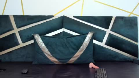 Thiago   online show from 04-26-26, 01:47