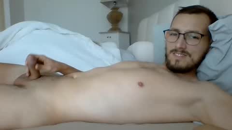 Snapshot of thib9223 chatting on 03-17-26, 03:04 thib9223 online show from 03-17-26, 03:04