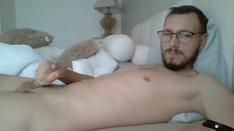 Snapshot of thib9223 chatting on 03-29-26, 02:39 thib9223 online show from 03-29-26, 02:39