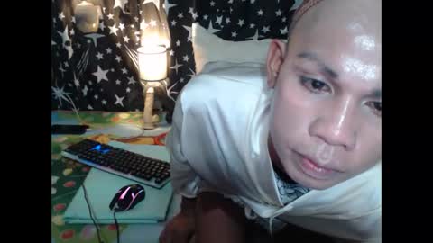 Snapshot of thick_bigcock13 chatting on 12-15-24, 11:23 gil online show from 12-15-24, 11:23
