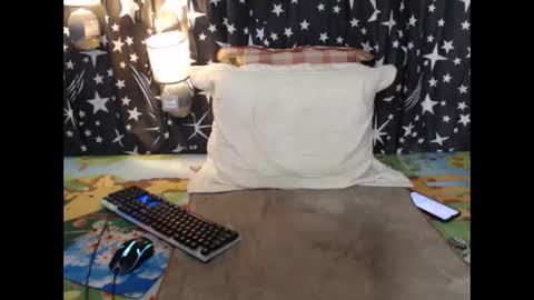 Snapshot of thick_bigcock13 chatting on 12-28-24, 05:33 gil online show from 12-28-24, 05:33