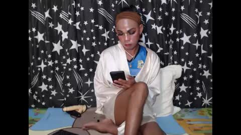 Snapshot of thick_bigcock13 chatting on 02-09-25, 10:00 gil online show from 02-09-25, 10:00