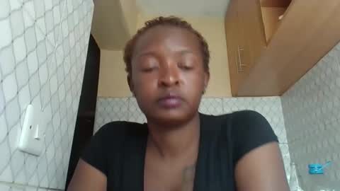 thick_booby83 online show from 12-04-25, 09:40