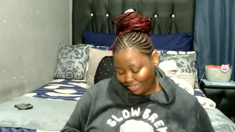 phindy online show from 05-11-26, 04:48
