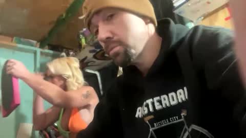 Snapshot of thickdickbadboy chatting on 01-14-26, 05:35 thickdickbadboy online show from 01-14-26, 05:35