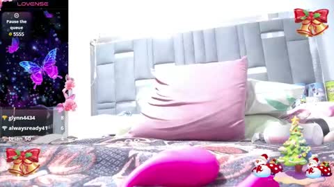 Snapshot of thickebonymilf chatting on 12-16-24, 12:04 XIOMARA online show from 12-16-24, 12:04