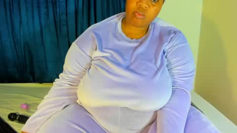 thickleeyanaxxx online show from 06-14-26, 03:30