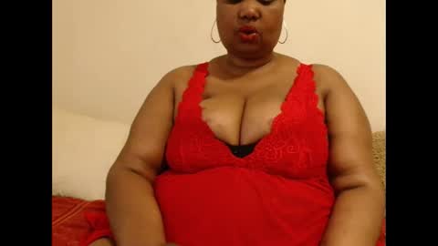 Snapshot of thicksexymellons chatting on 09-09-25, 06:57 Pat online show from 09-09-25, 06:57