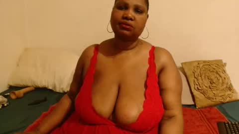 Snapshot of thicksexymellons chatting on 09-20-25, 08:32 Pat online show from 09-20-25, 08:32