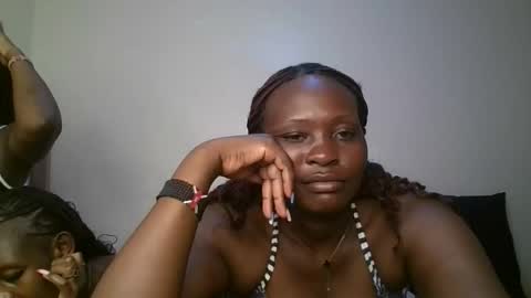 Snapshot of thicky_rue chatting on 02-22-26, 12:15 Rue online show from 02-22-26, 12:15