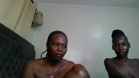 Snapshot of thicky_rue chatting on 06-03-26, 10:48 Rue online show from 06-03-26, 10:48