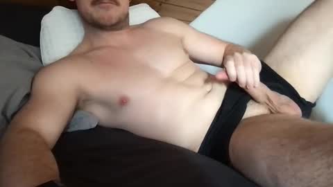 thierrinho8148 online show from 03-02-26, 11:28