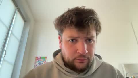 Snapshot of thierrylumiere chatting on 02-16-26, 09:16 thierrylumiere online show from 02-16-26, 09:16