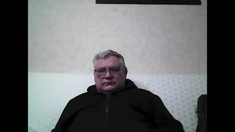 Snapshot of thierrysymp chatting on 11-23-25, 04:51 Thierrysymp online show from 11-23-25, 04:51
