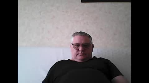 Snapshot of thierrysymp chatting on 02-01-26, 10:14 Thierrysymp online show from 02-01-26, 10:14