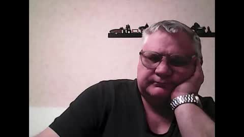 Snapshot of thierrysymp chatting on 02-04-26, 05:41 Thierrysymp online show from 02-04-26, 05:41