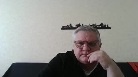Snapshot of thierrysymp chatting on 03-17-26, 10:18 Thierrysymp online show from 03-17-26, 10:18