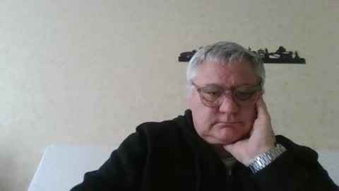 Snapshot of thierrysymp chatting on 03-31-26, 05:24 Thierrysymp online show from 03-31-26, 05:24