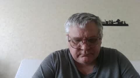 Snapshot of thierrysymp chatting on 04-02-26, 04:15 Thierrysymp online show from 04-02-26, 04:15