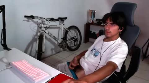 Snapshot of thieves_us chatting on 09-15-25, 09:59 thieves_us online show from 09-15-25, 09:59