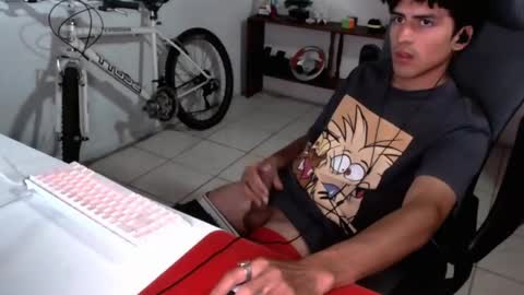 Snapshot of thieves_us chatting on 10-04-25, 04:43 thieves_us online show from 10-04-25, 04:43