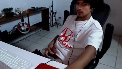 Snapshot of thieves_us chatting on 11-26-25, 06:03 thieves_us online show from 11-26-25, 06:03